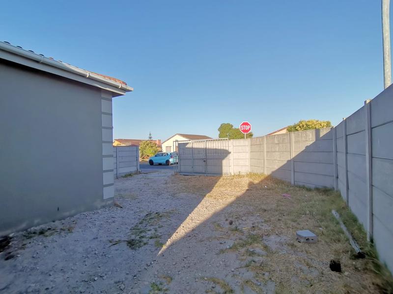 3 Bedroom Property for Sale in Mandalay Western Cape